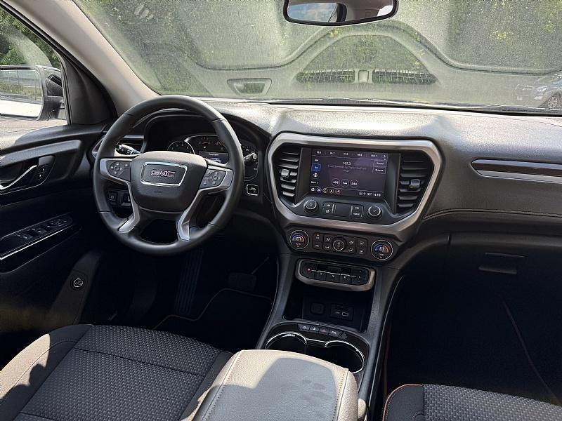used 2023 GMC Acadia car, priced at $39,989