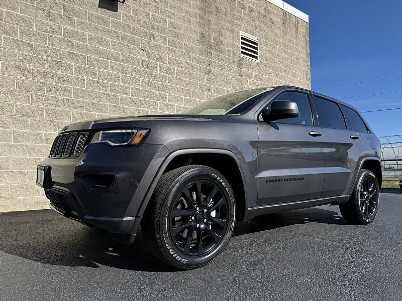 used 2021 Jeep Grand Cherokee car, priced at $32,989