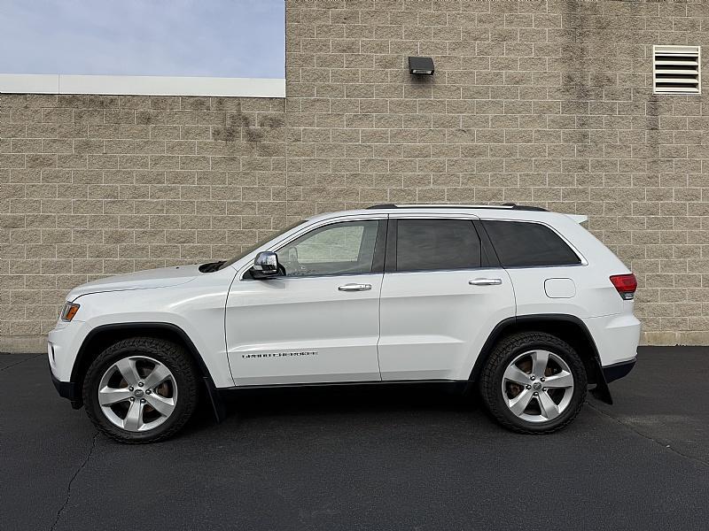 used 2014 Jeep Grand Cherokee car, priced at $16,989