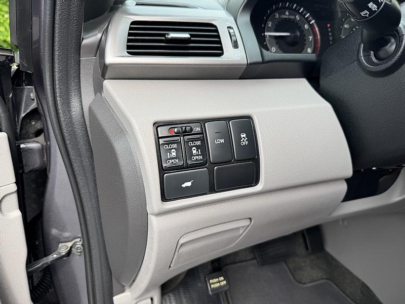 used 2016 Honda Odyssey car, priced at $15,989