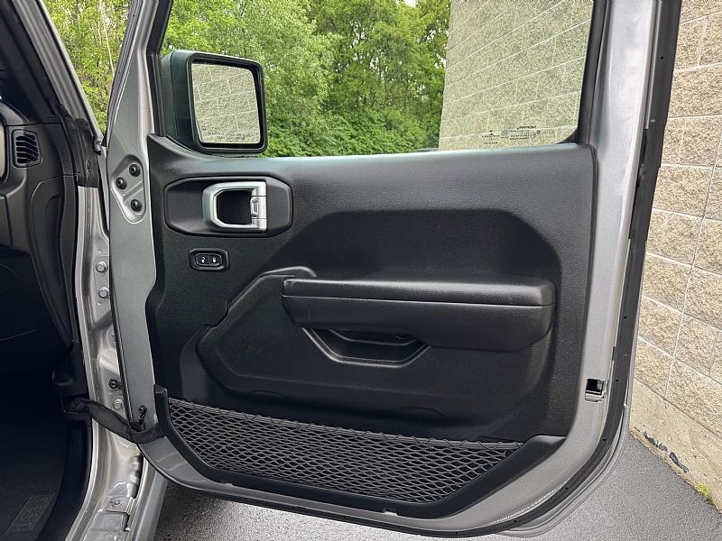 used 2021 Jeep Wrangler Unlimited car, priced at $35,989