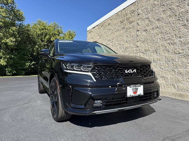 used 2023 Kia Sorento car, priced at $33,989