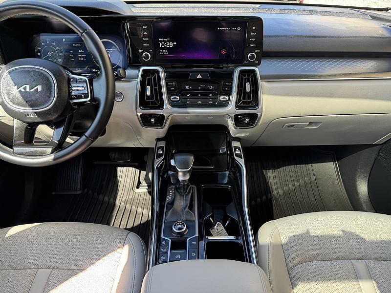 used 2023 Kia Sorento car, priced at $33,989