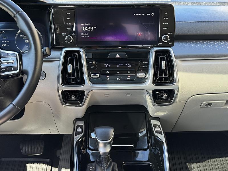 used 2023 Kia Sorento car, priced at $33,989