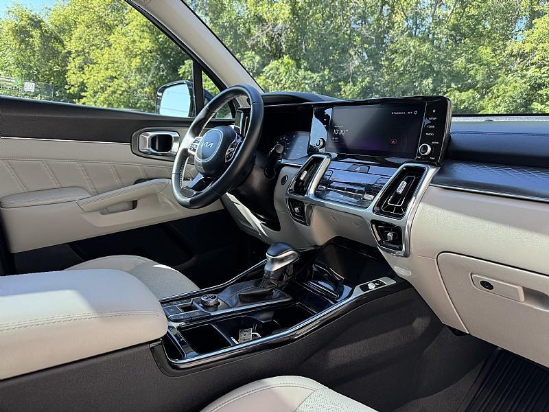 used 2023 Kia Sorento car, priced at $33,989