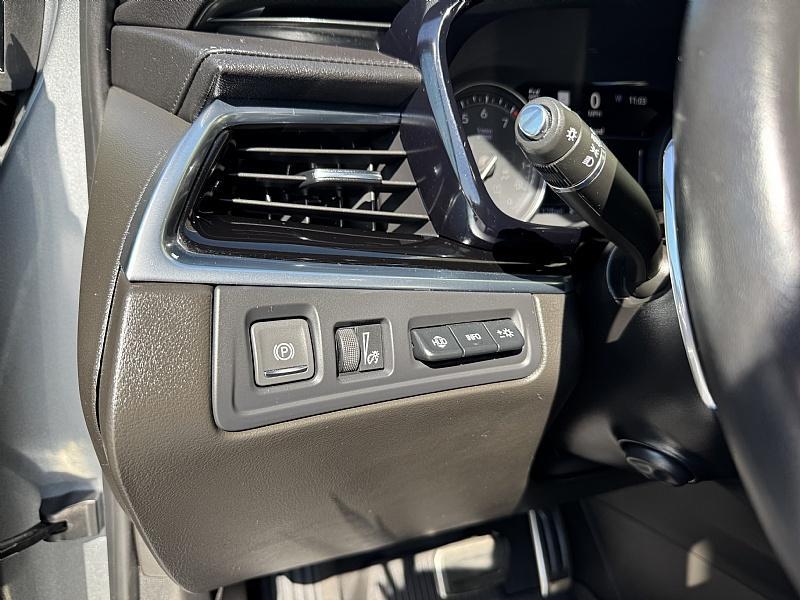 used 2024 Cadillac XT6 car, priced at $51,989