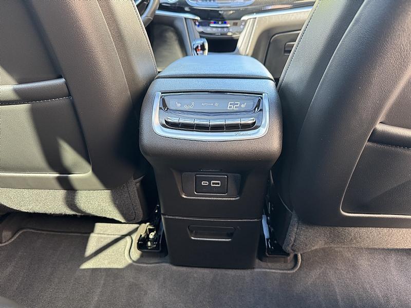 used 2024 Cadillac XT6 car, priced at $51,989