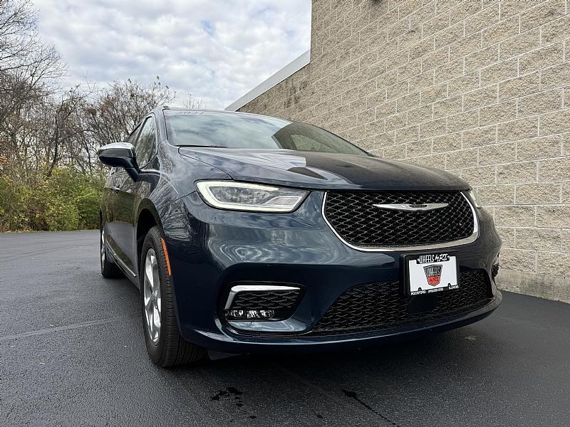 used 2021 Chrysler Pacifica car, priced at $39,989