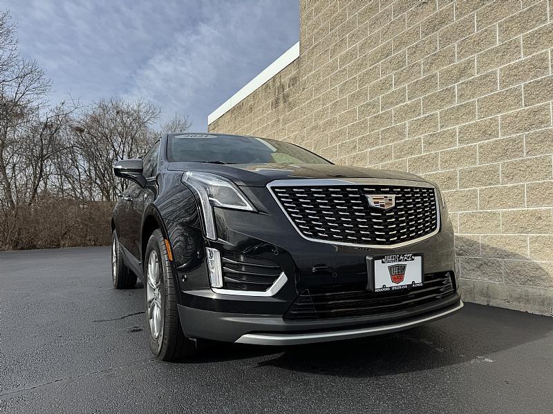 used 2021 Cadillac XT5 car, priced at $34,989