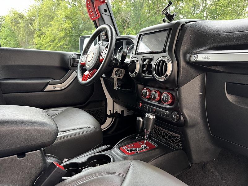 used 2017 Jeep Wrangler Unlimited car, priced at $35,989