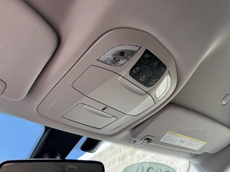 used 2020 Chrysler Pacifica car, priced at $17,989