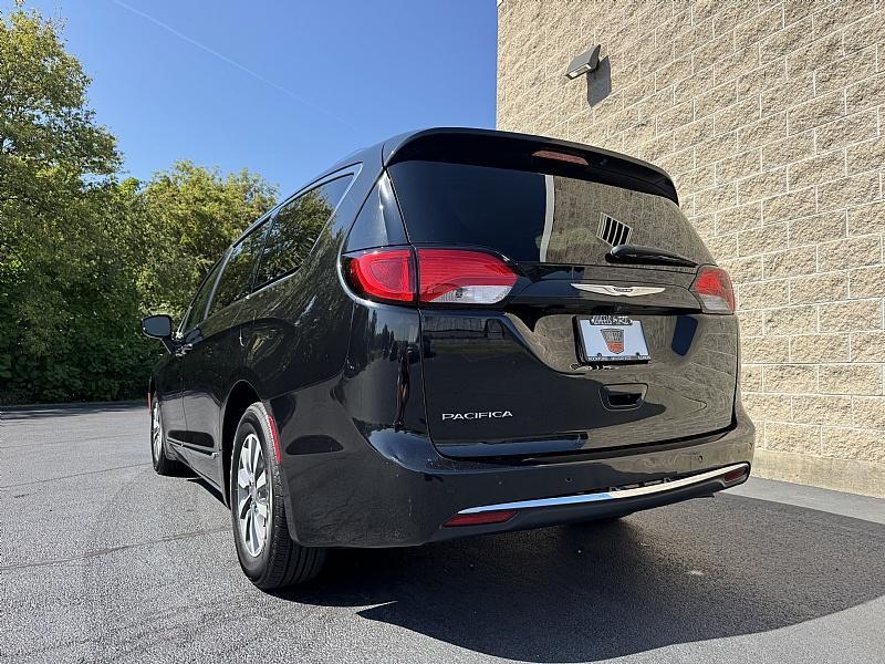used 2020 Chrysler Pacifica car, priced at $17,989