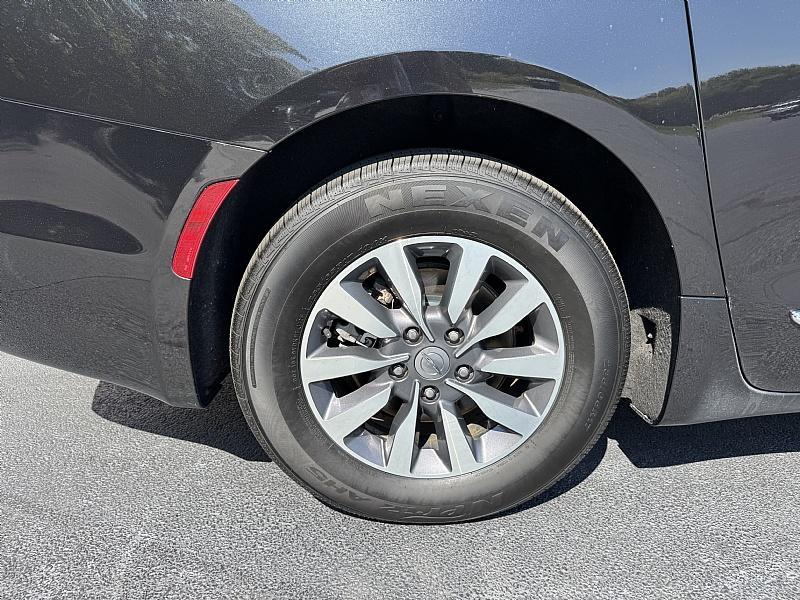used 2020 Chrysler Pacifica car, priced at $17,989