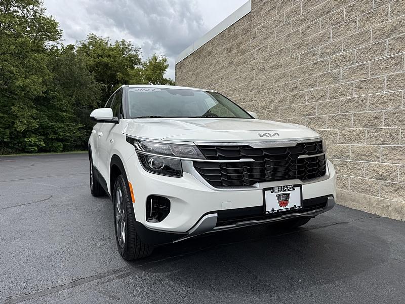 used 2024 Kia Seltos car, priced at $24,989