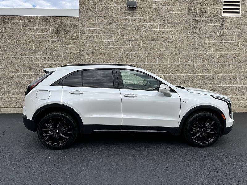 used 2022 Cadillac XT4 car, priced at $34,989