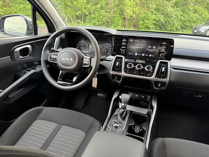 used 2022 Kia Sorento car, priced at $26,989