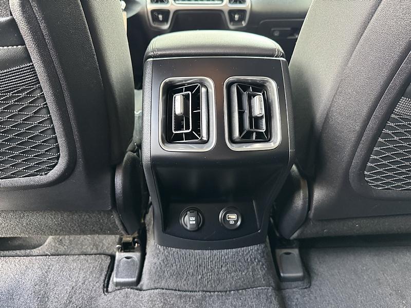 used 2022 Kia Sorento car, priced at $26,989