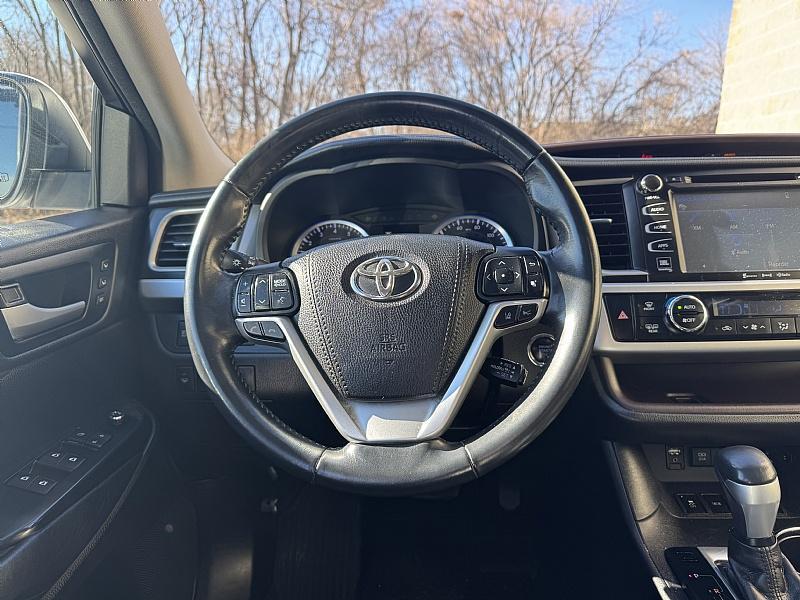 used 2017 Toyota Highlander car, priced at $16,989