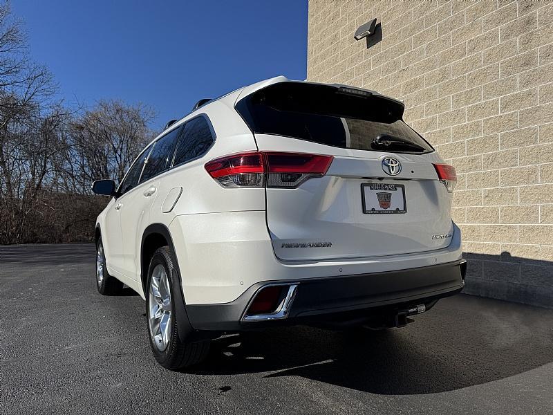 used 2017 Toyota Highlander car, priced at $16,989