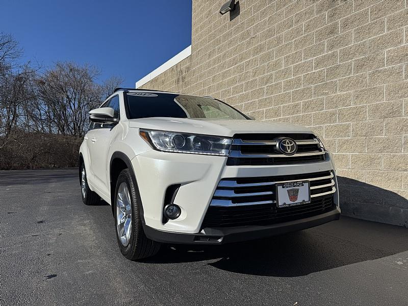 used 2017 Toyota Highlander car, priced at $16,989