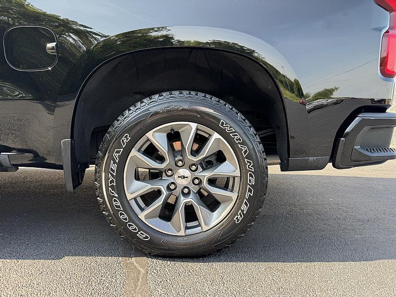 used 2021 Chevrolet Silverado 1500 car, priced at $43,989