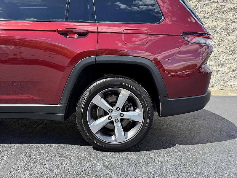 used 2021 Jeep Grand Cherokee L car, priced at $34,989