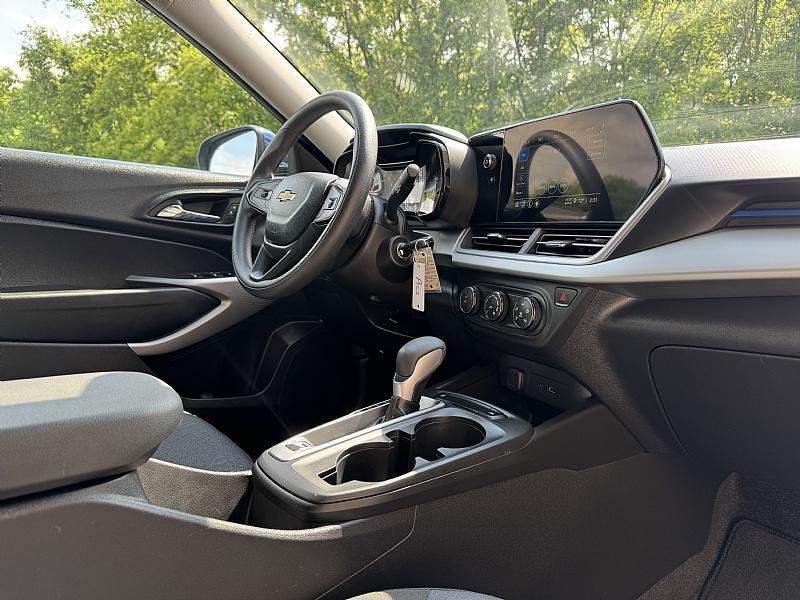 used 2024 Chevrolet Trax car, priced at $23,989