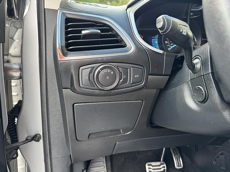used 2018 Ford Edge car, priced at $21,989