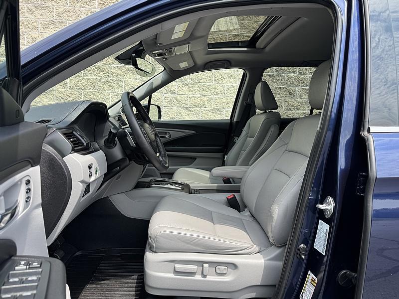 used 2023 Honda Ridgeline car, priced at $36,989
