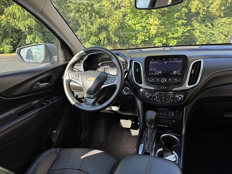 used 2023 Chevrolet Equinox car, priced at $26,989