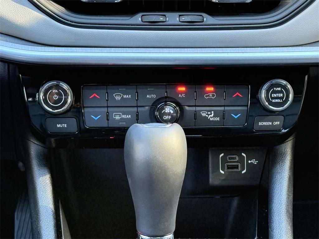 used 2025 Jeep Compass car, priced at $27,570