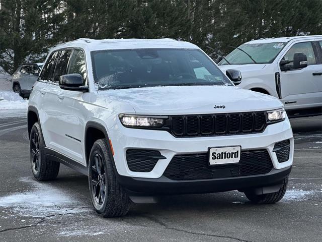 new 2025 Jeep Grand Cherokee car, priced at $39,345