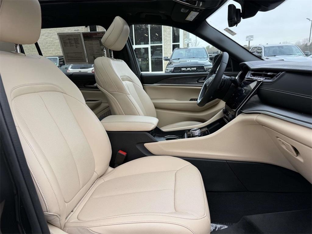 used 2024 Jeep Grand Cherokee L car, priced at $35,000