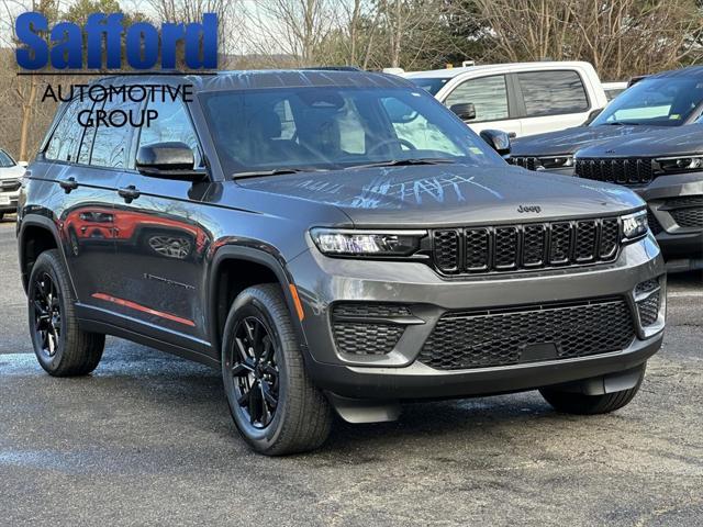 new 2025 Jeep Grand Cherokee car, priced at $39,881