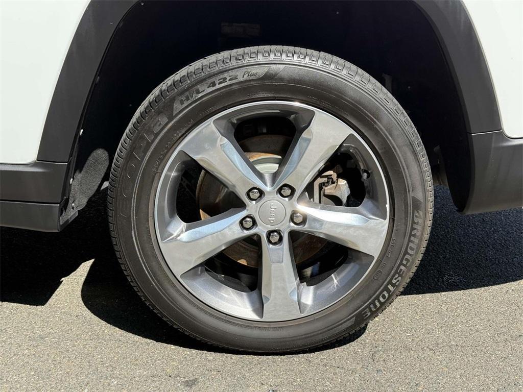 used 2022 Jeep Grand Cherokee L car, priced at $34,181