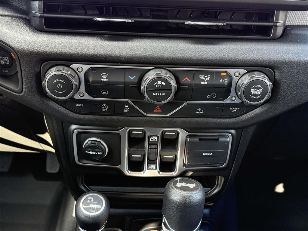 new 2026 Jeep Wrangler car, priced at $38,737