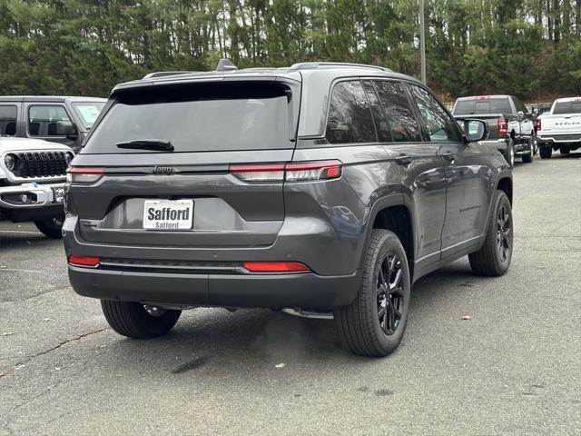 new 2025 Jeep Grand Cherokee car, priced at $39,881