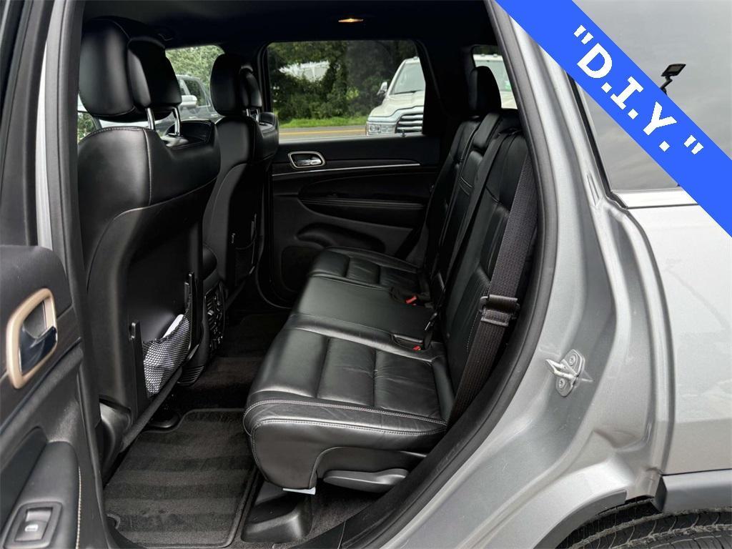 used 2015 Jeep Grand Cherokee car, priced at $10,000