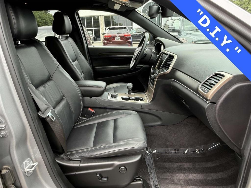 used 2015 Jeep Grand Cherokee car, priced at $10,000
