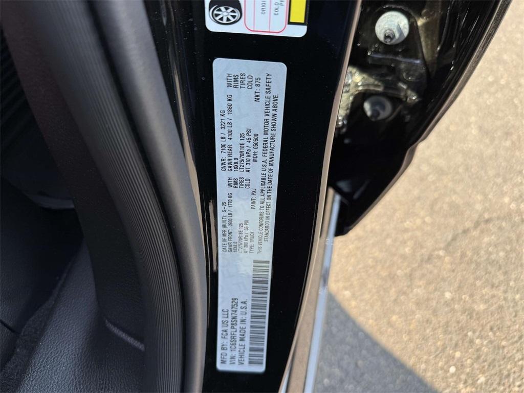 new 2025 Ram 1500 car, priced at $53,287