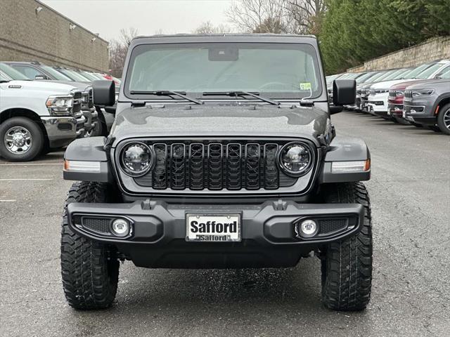 new 2025 Jeep Wrangler car, priced at $46,901