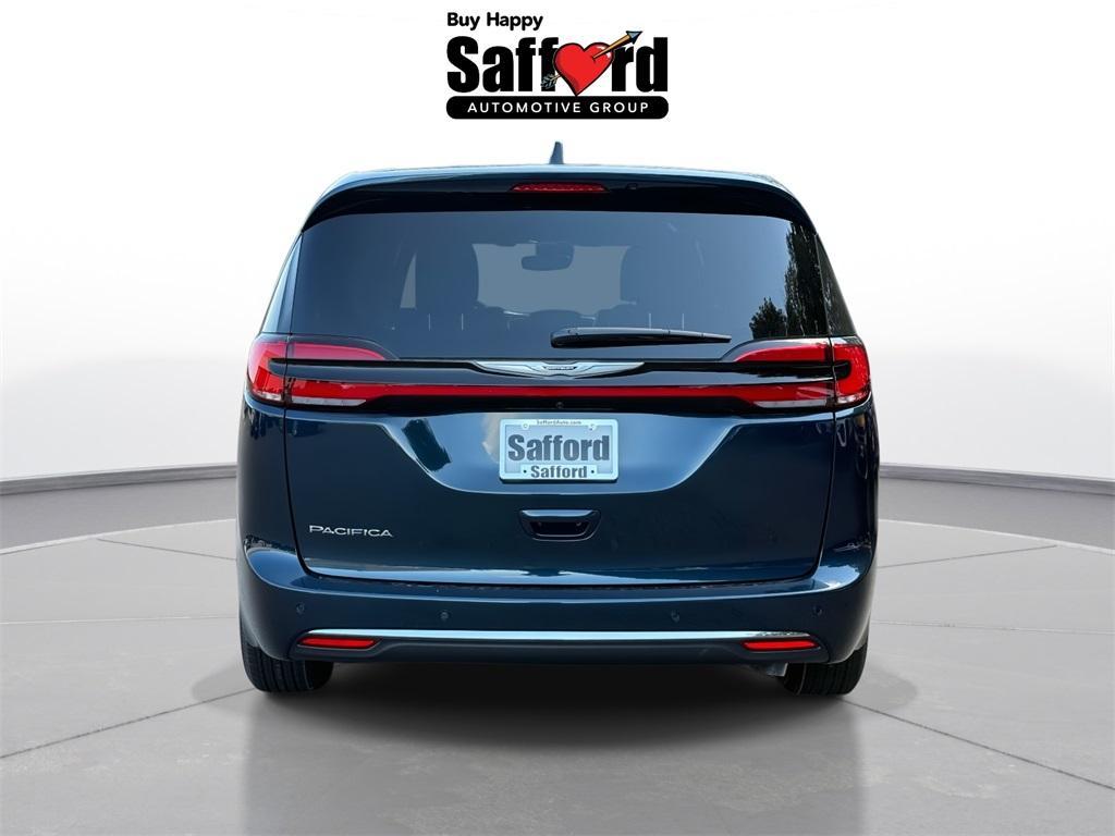 new 2025 Chrysler Pacifica car, priced at $42,357