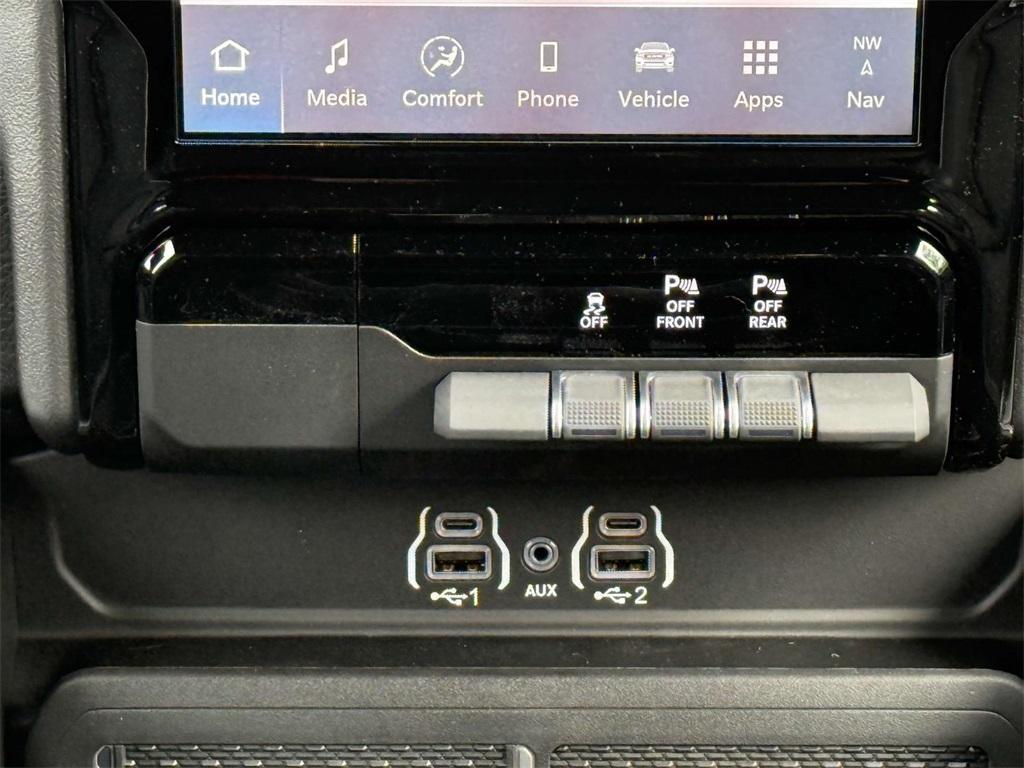 new 2025 Ram 1500 car, priced at $57,419