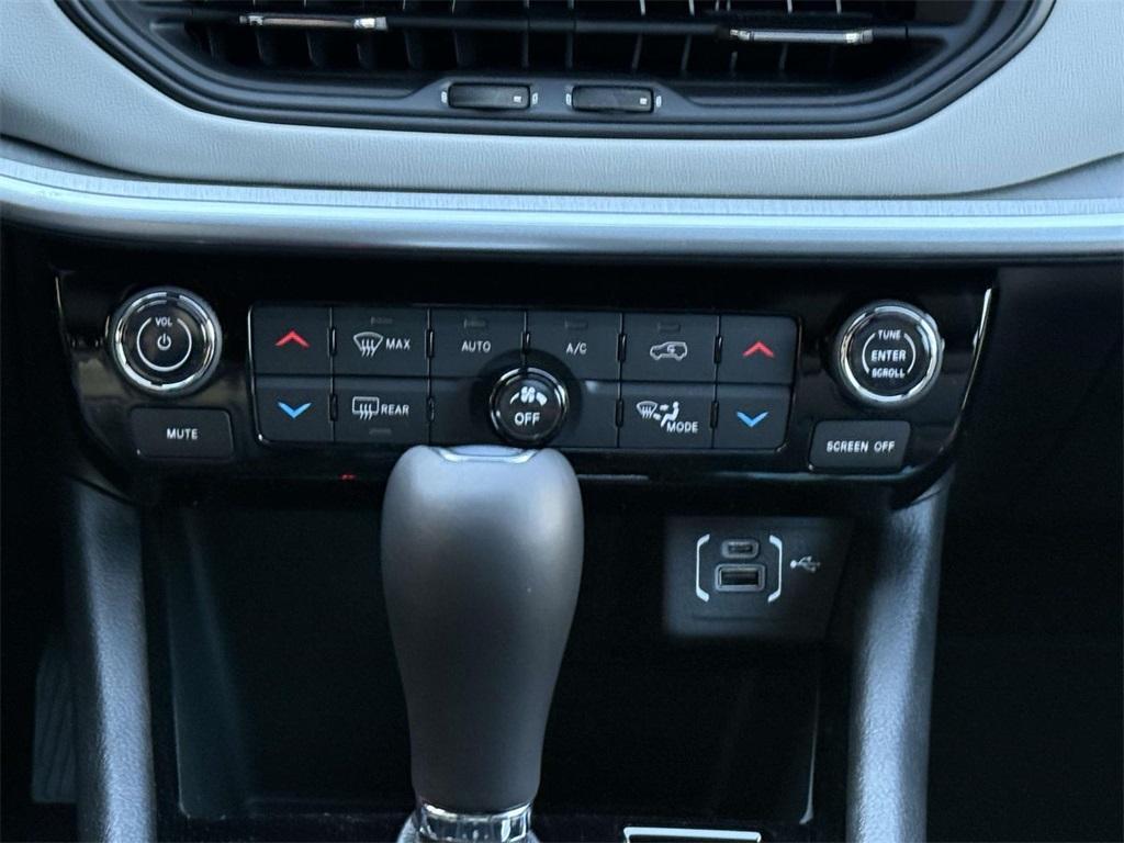 new 2026 Jeep Compass car, priced at $28,920