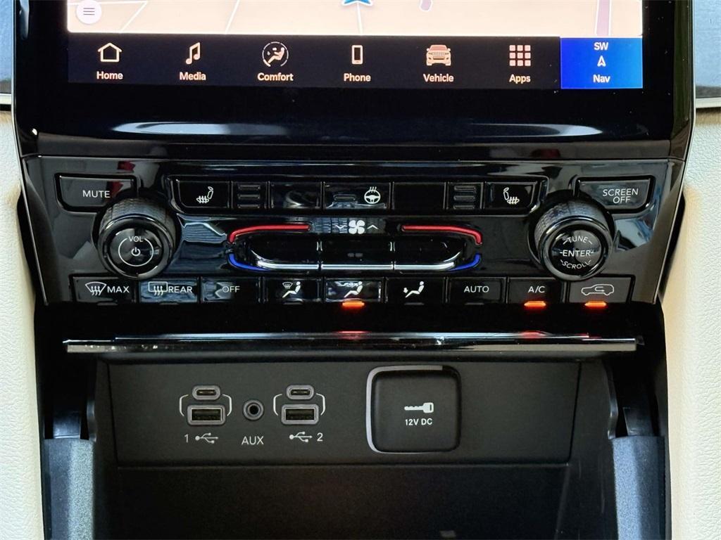 new 2025 Jeep Grand Cherokee L car, priced at $44,141