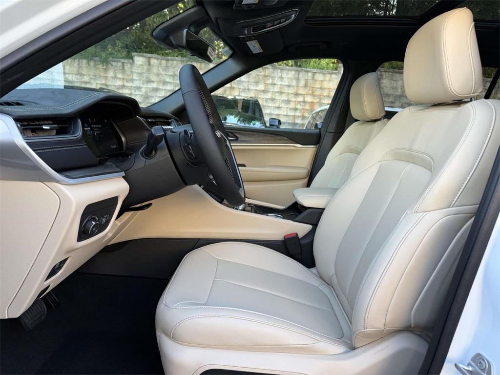 new 2025 Jeep Grand Cherokee L car, priced at $44,141