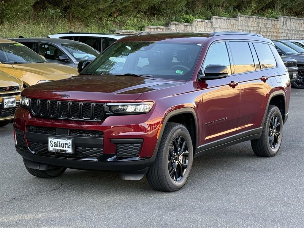 new 2025 Jeep Grand Cherokee L car, priced at $43,540