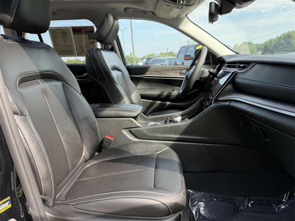used 2023 Jeep Grand Cherokee car, priced at $36,548