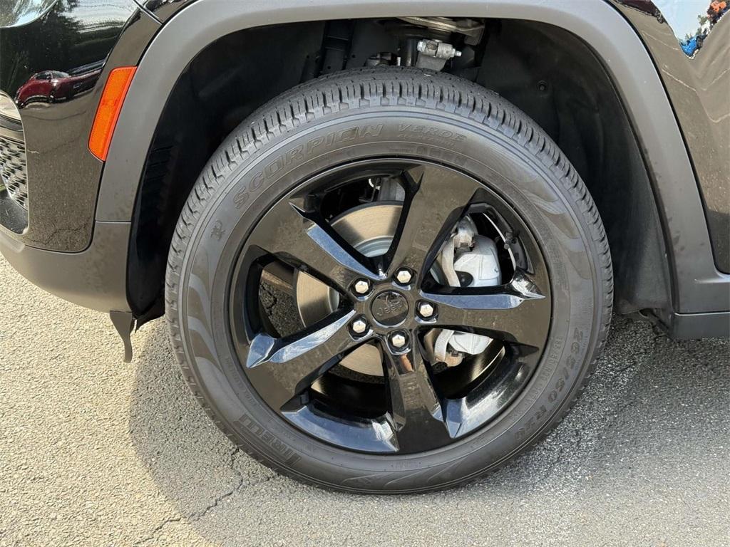used 2023 Jeep Grand Cherokee car, priced at $36,548
