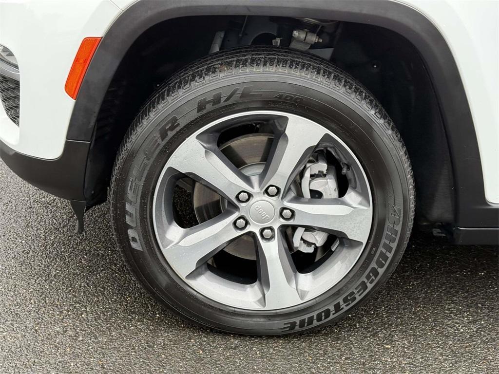 used 2022 Jeep Grand Cherokee 4xe car, priced at $28,500